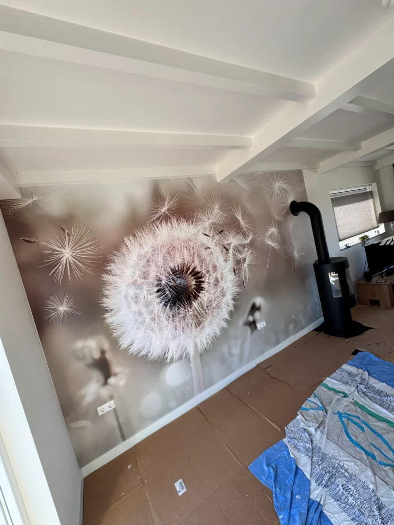 Fotobehang met paardenbloem in een woonkamer
